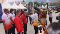 Ketua Harian PB PON dan Panwasrah Terima Kontingen