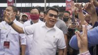 Moeldoko Ajak Relawan Jokowi Fokus