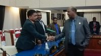 DPRP Sahkan 17 Raperdasi dan Raperdasus