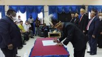 Ketum KONI Papua Lantik Pengurus KONI Jayapura