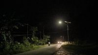KESDM Pasang 350 PJU di Papua Barat