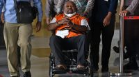 KPK Limpahkan Berkas Gubernur Enembe ke PN Tipikor