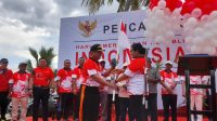 Gubernur Rumasukun Canangkan Pengibaran Bendera Merah Putih