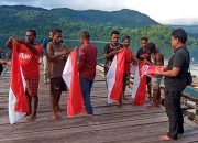 Merah Putih Berkibar di Yapen Barat