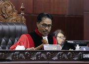 Tiga Warga Papua Uji UU Parpol ke MK
