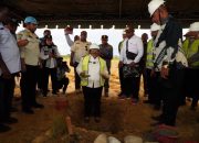 Gubernur Ribka Letakan Batu Pertama Pembangunan VIP Room Bandara Nabire Baru, Pagu Dananya Rp30 M Lebih