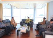 Wapres Senang Berkantor di Papua