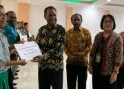 Kemenag Salurkan Bantuan Dana untuk 23 Gereja di Papua