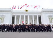 Presiden Lepas Kontingen Indonesia Menuju Paris