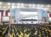 Rektor Uncen Mewisuda 2.229 Lulusan