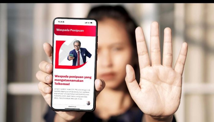 Warga Papua ini Info Penting dari Telkomsel,  Waspada Penipuan Digital