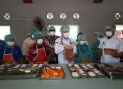 Yapen Sukses Laksanakan Program Presiden Prabowo, Distribusi Makanan untuk 3 Ribu Pelajar