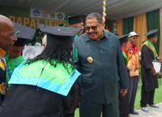 Gubernur John Tabo  Tegaskan Pemprov Papua Pegunungan Alokasikan Anggaran untuk Perguruan Tinggi dan Biaya Studi Akhir