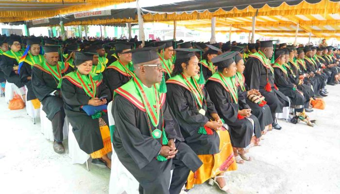 UNA’IM Yapis Wamena Wisuda 224 Lulusan